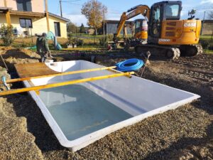 Piscine à coque Langon : terrassement et pose de votre piscine à coque