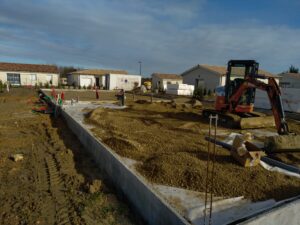 Maçonnerie, terrassement et couverture vers Langon