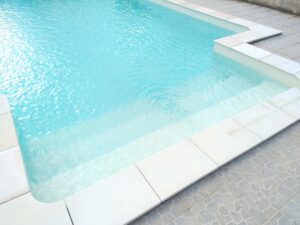 Rénovation de margelle de piscine à Auros