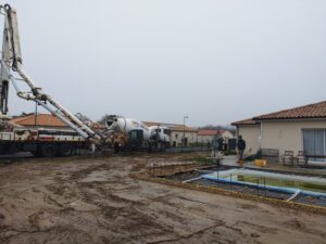 Coulage de terrasse avec une pompe – Langon