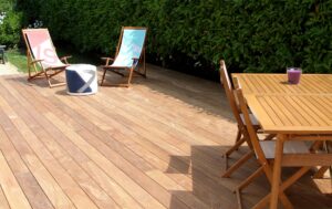 Pose de terrasse bois sur mesure à Bordeaux